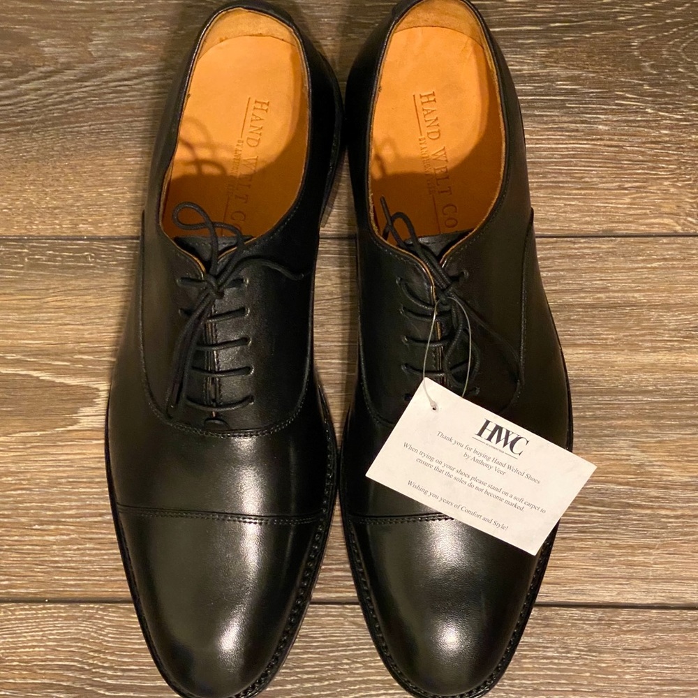 •NEW!• Men’s Hand Welted Oxford Shoes